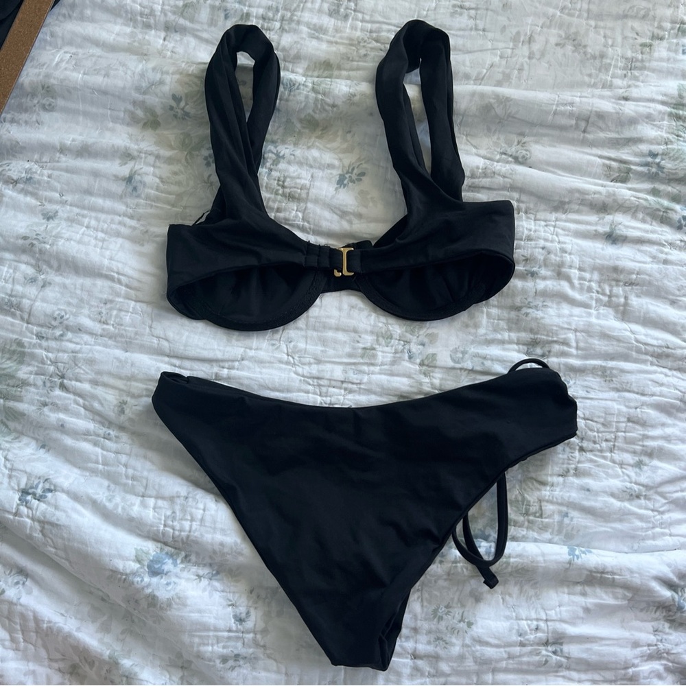 L*Space Tori Amal Bikini Set Black